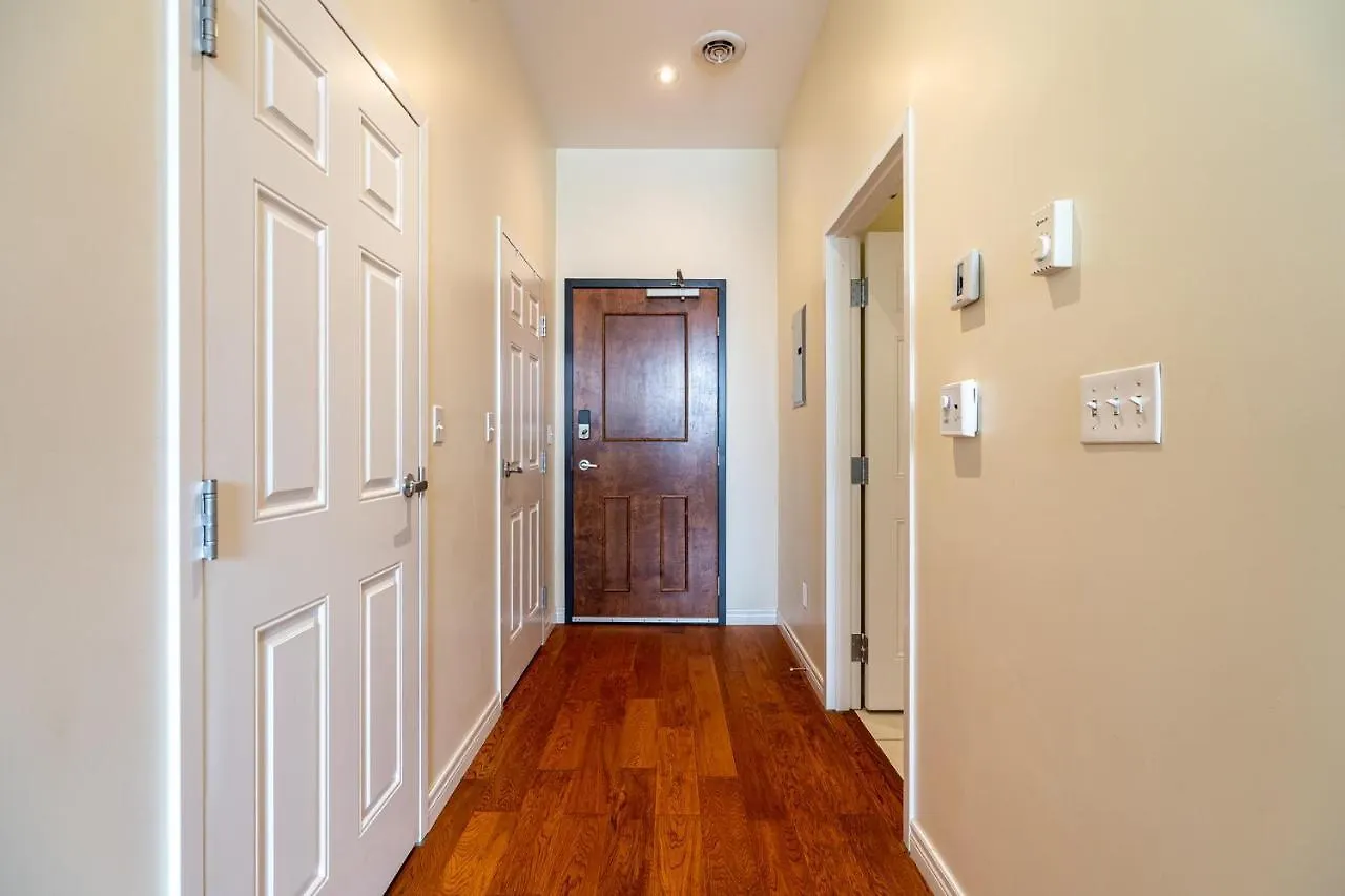 214 Sunny Downtown Loft Apartman Halifax 0*,